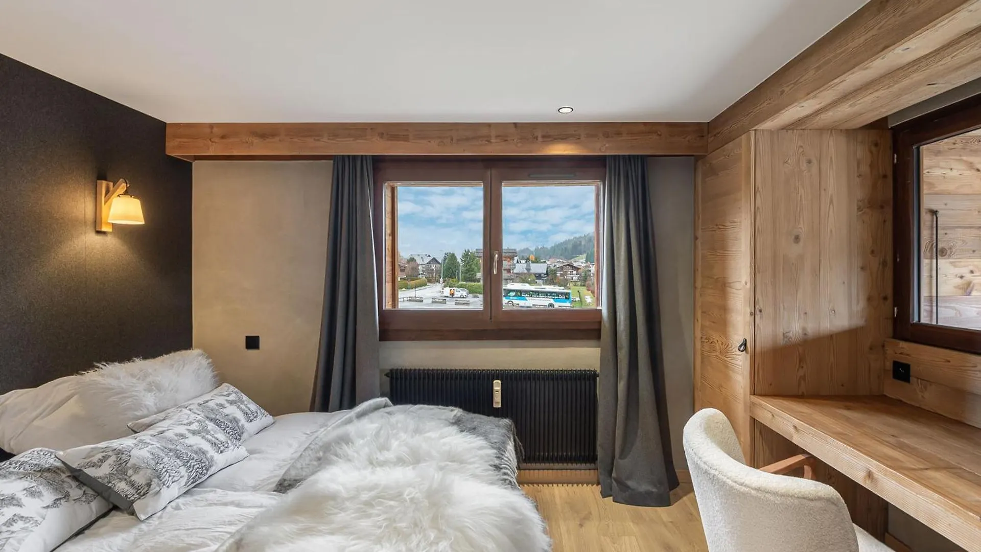 Duplex Lumineux A Megeve, Proche Telecabine Du Jaillet, 2 Chambres En Suite, Parking, Casier A Ski - Fr-1-569-77 Apartment